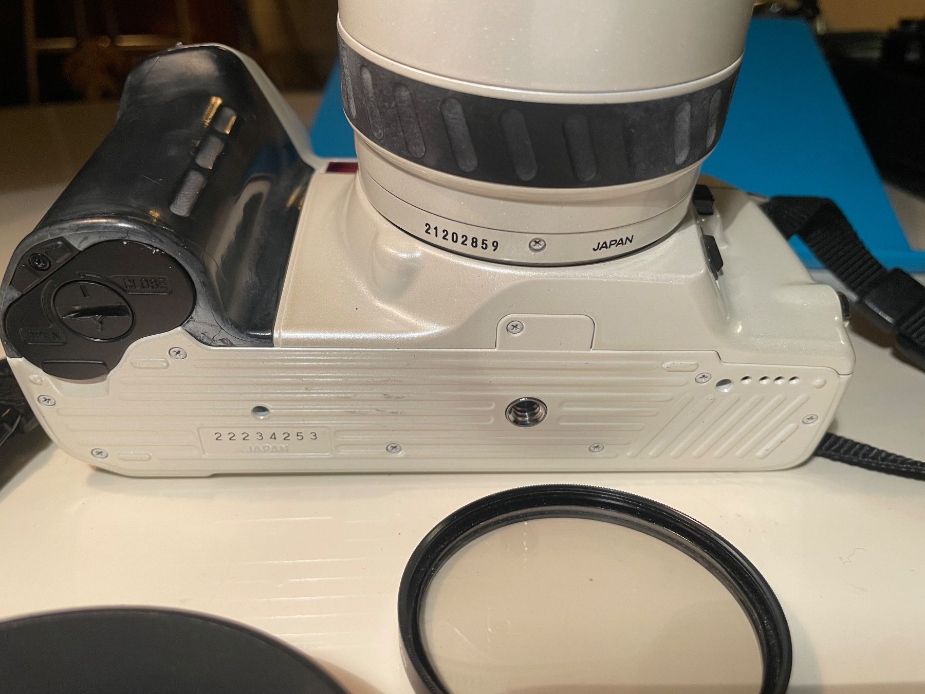 Minolta Kamera: Minolta Dynax 8000i white Kamera mit Objektiv – Gebraucht aus Embrach von xenovolcano 1