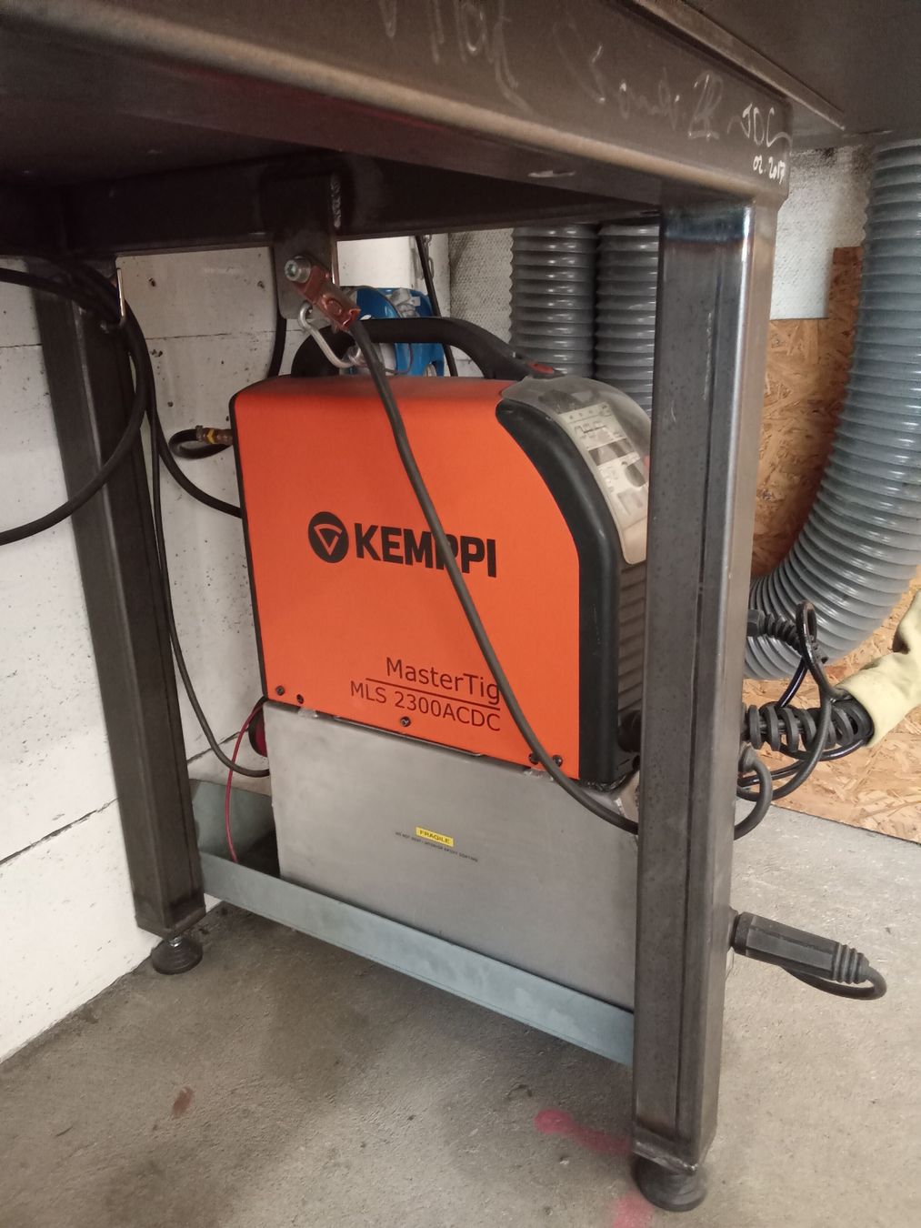 Kemppi Saldatori: Kemppi poste à souder – Usato da Chavornay venduto da JDCantova 1