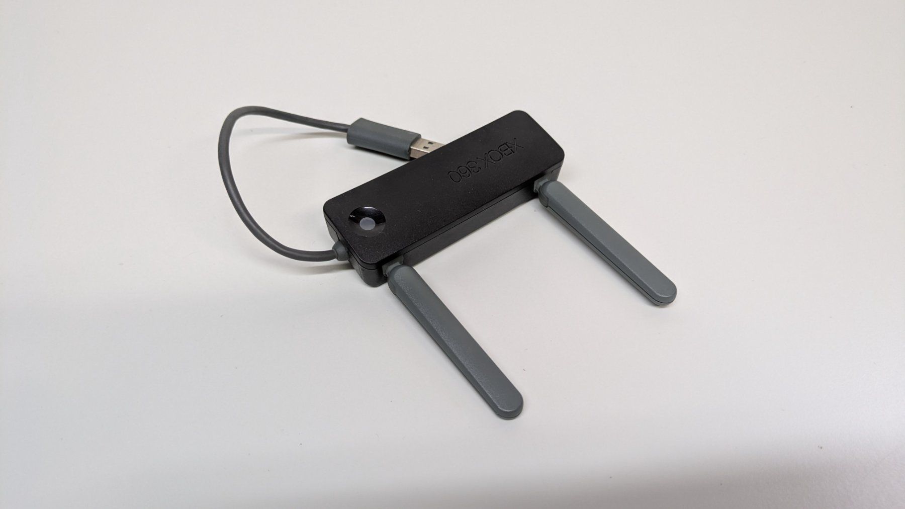 Microsoft Cavi: Xbox 360 Wireless Networking Adapter, WLAN, WiFi – Usato da Menziken venduto da mame18 1