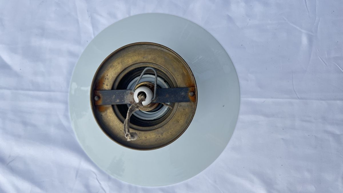 Lampadari & plafoniere: Deckenlampe antik mit Glasschirm  – Usato da Vilters venduto da Antik2016 1