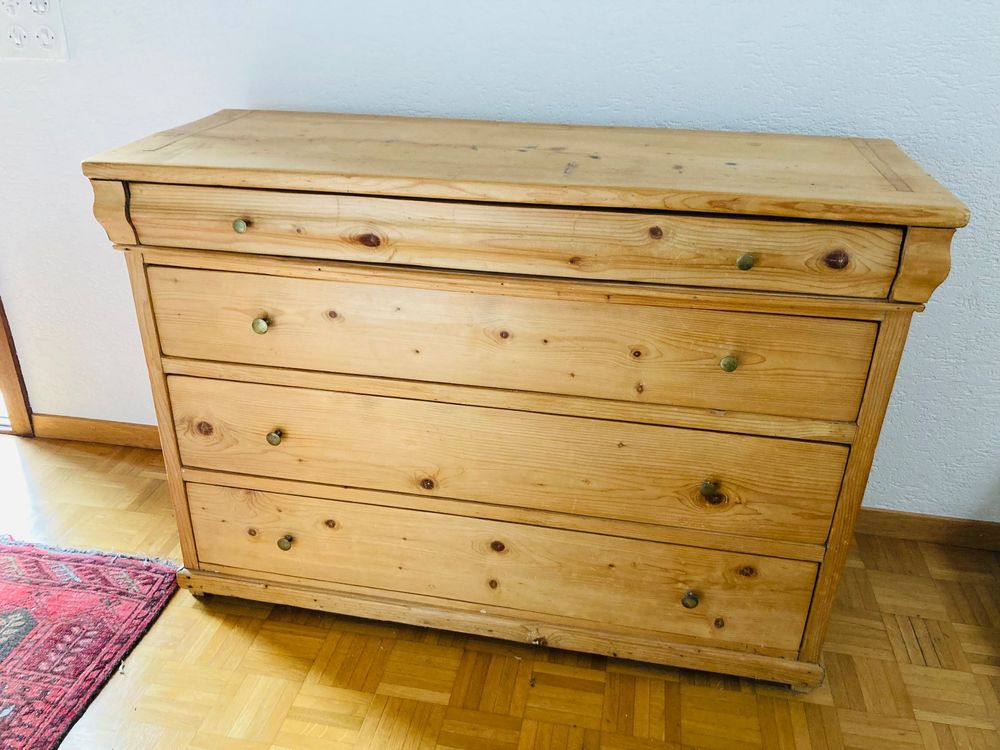 Schöne antike Kommode (Gebraucht) in Domat/Ems für CHF 280 – nur ...
