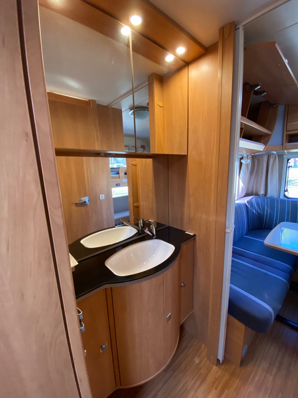 Mobile-home: Wohnwagen Dethleffs Camper 740 RFK – D'occasion à Cugnasco par gallina 5