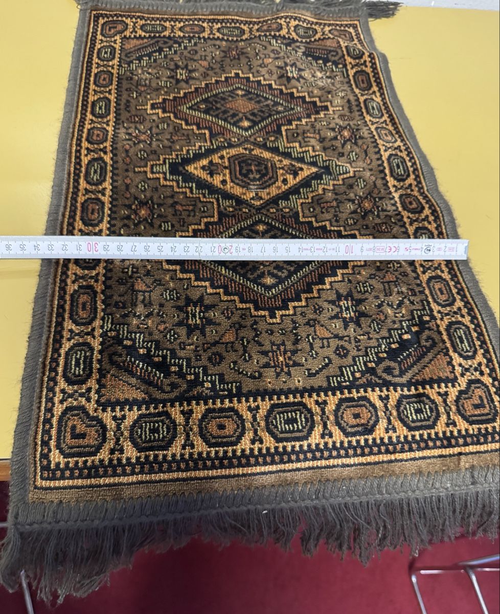 Tapis: Teppich kleine  – D'occasion à Schlieren par Freundlich02 7