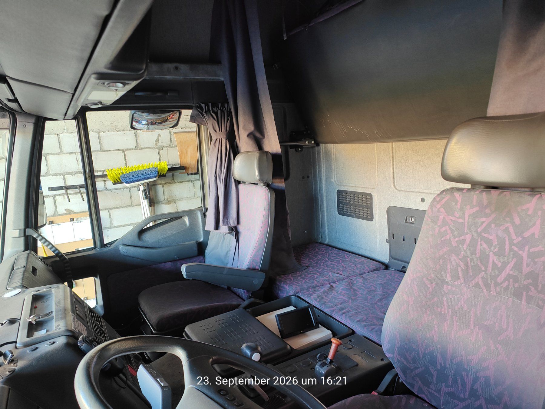 Iveco Lastwagen: Sattelschleper Iveco 440E – Gebraucht aus Aesch LU von Cubic 6