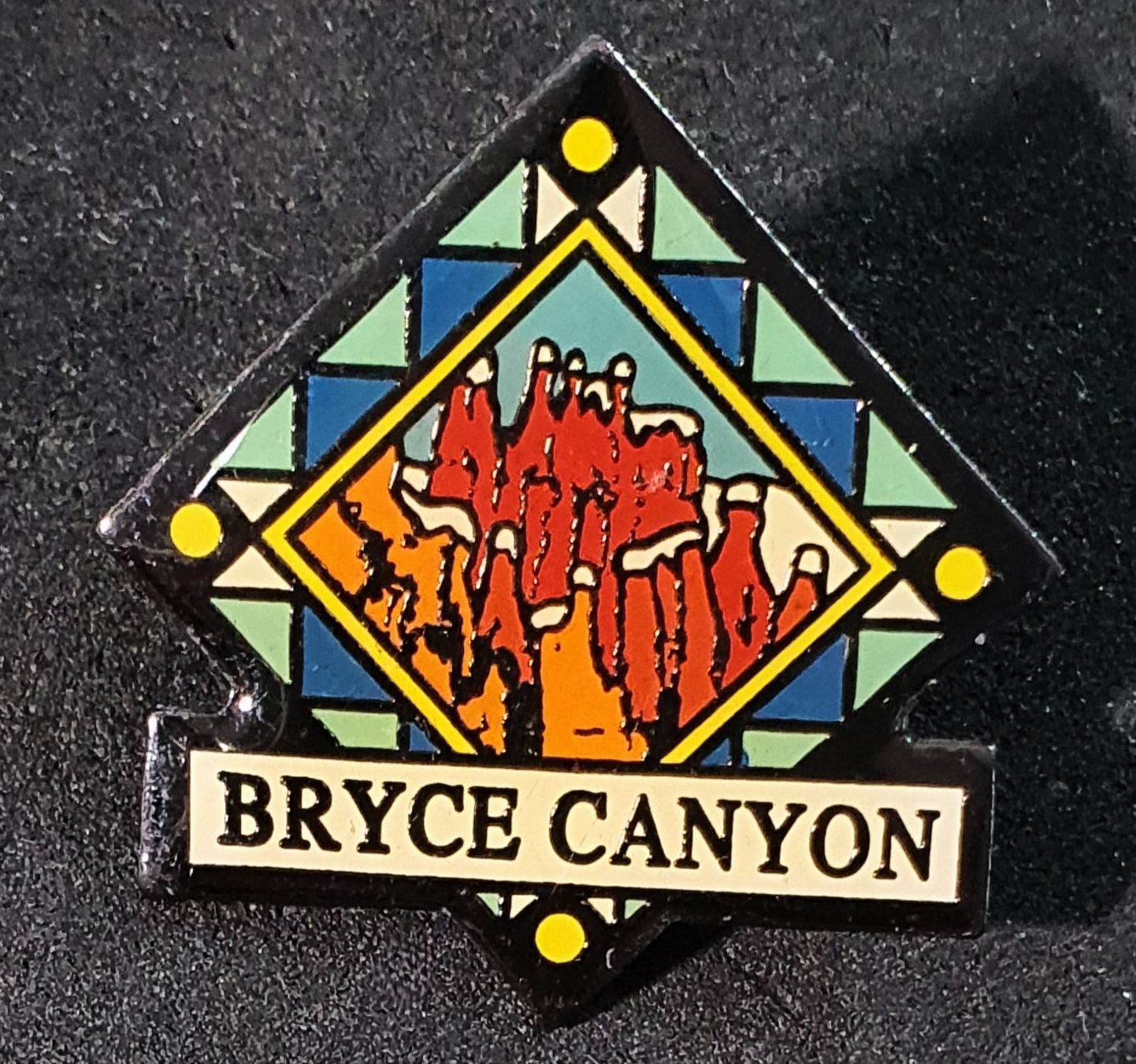 Plaketten & Abzeichen: U100 - Pin Bryce Canyon Utha – Gebraucht aus Reinach BL von Boston-Verkauf 1