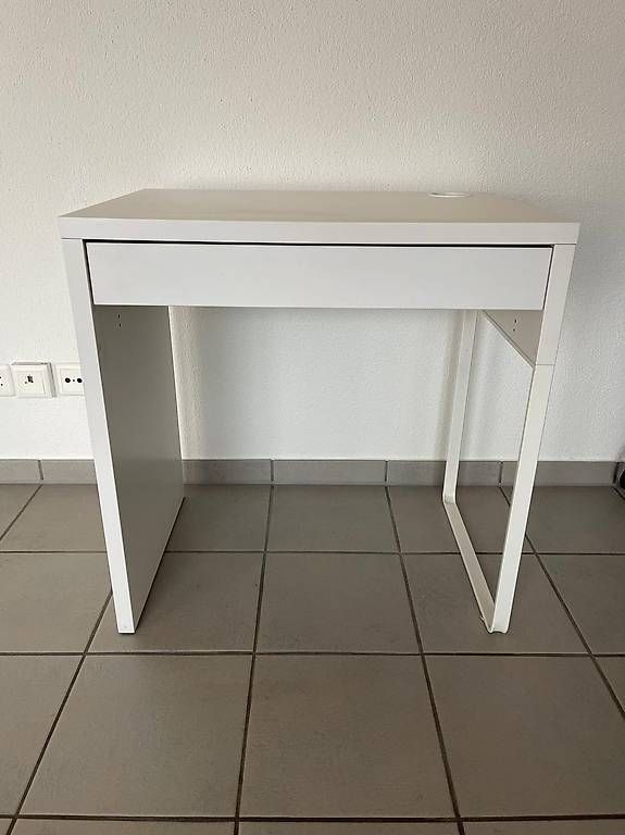 Bureaux: Schreibtisch – D'occasion à Triesen par Chevalley