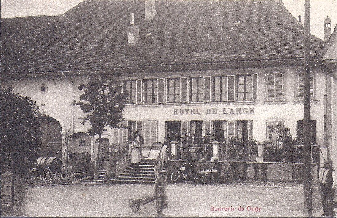 Cartes postales: CUGY, hôtel de l'ange – D'occasion à Les Verrières par Scampi0