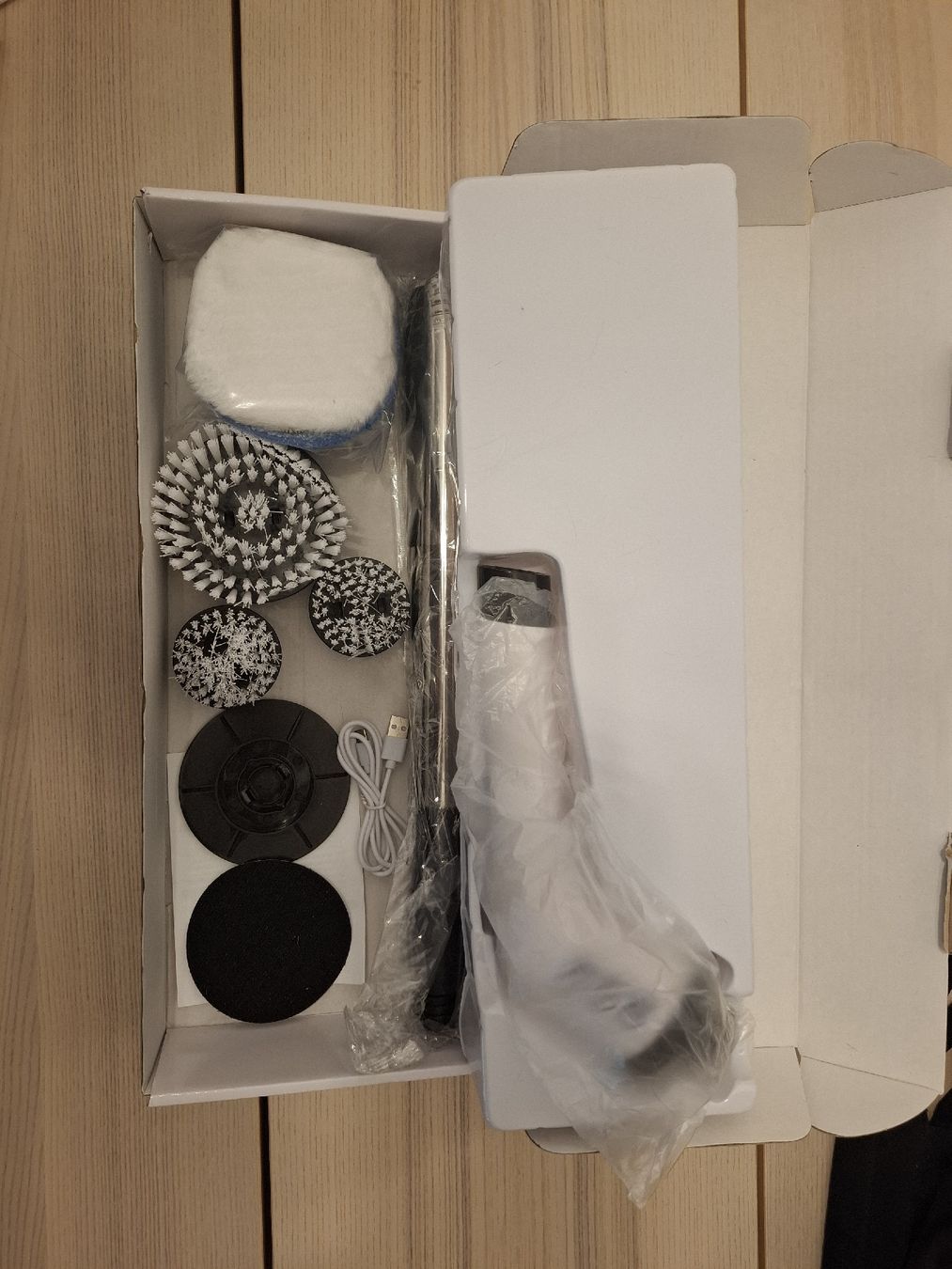 Altro per la casa: Set complet brosse électrique / Bürstenset – Nuovo (secondo la descrizione) da Ebikon venduto da Jayjay60123027 2