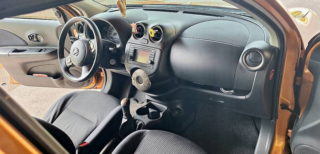 Autos: Nissan micra – D'occasion à Gorduno par eli_7zxv 3