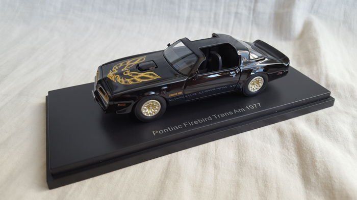 Modellini d'auto: Pontiac Firebird Trans Am (1977) – Nuovo e nell'imballaggio originale da Flawil venduto da Imperiosud 1