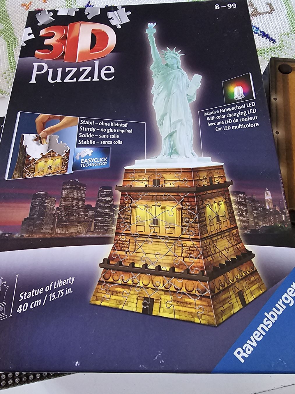 Ravensburger Puzzle: 3D Puzzle Freiheitsstatue mit LED Beleuchtung – Usato da Egerkingen venduto da sirod05