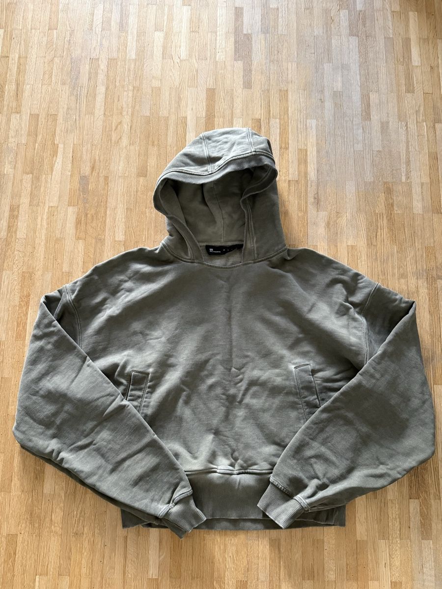 Pulls & Sweat-shirts: Unvain Studios Olive Hoodie – Neuf (Voir description) à Zürich par ihanatom
