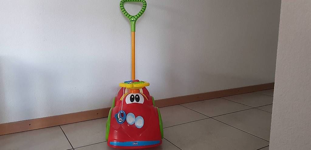 Chicco Fahrzeuge für Kinder: Chicco move – Gebraucht aus Villars-sur-Glâne von Mark_988 5