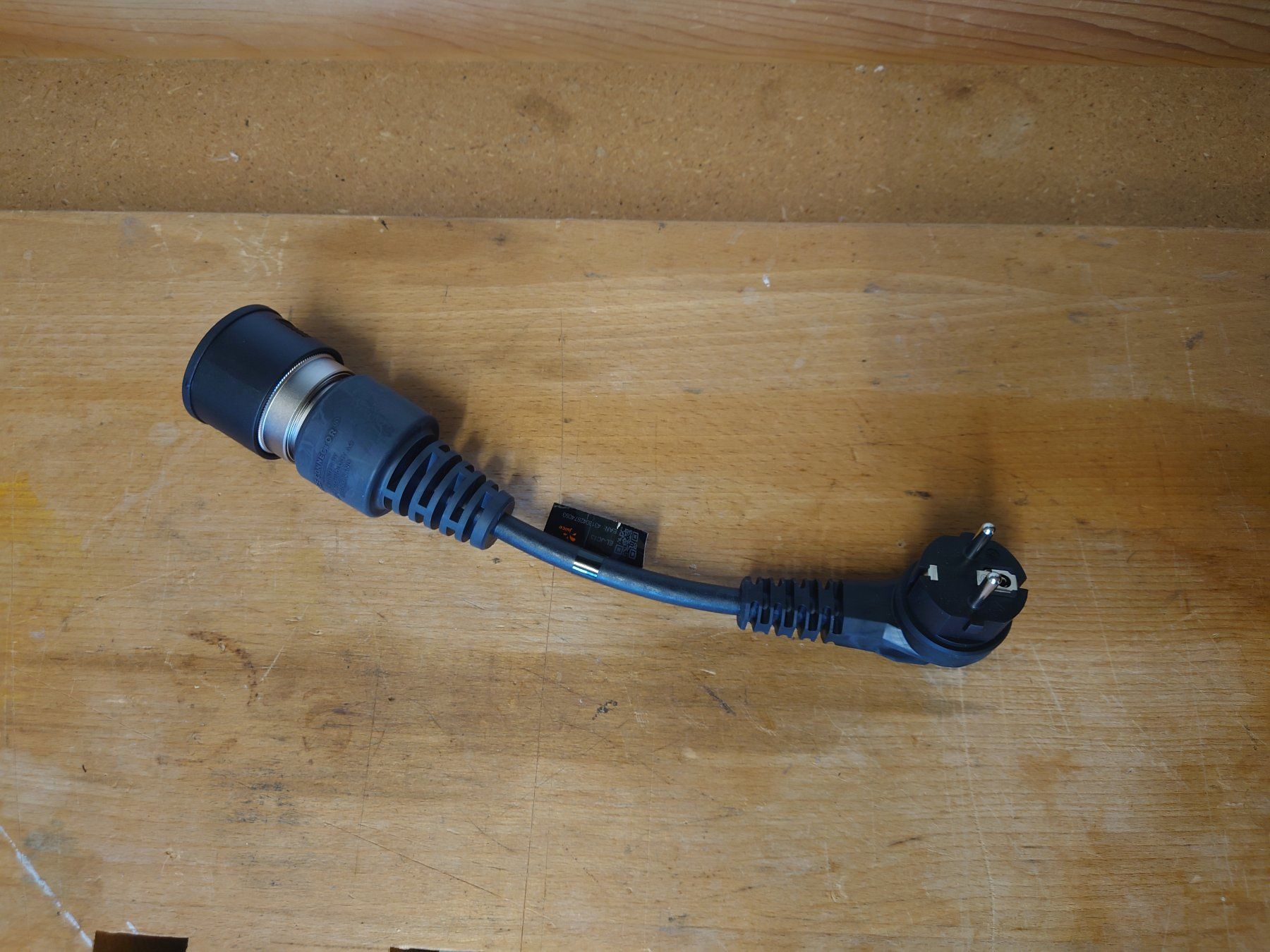 Juice Caricabatterie: Juice Booster 2 Ladegerät inkl. 2 Adapter – Usato da Inkwil venduto da muneli81 3
