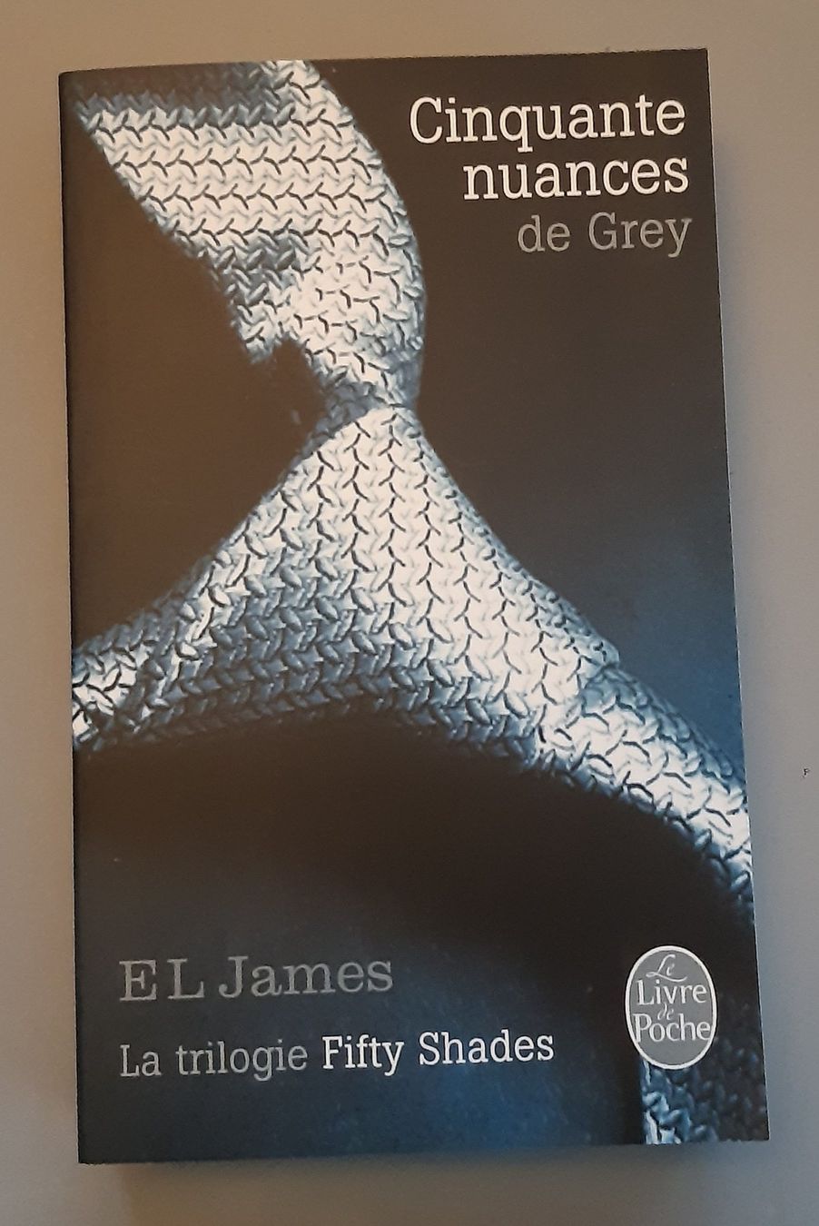 Libri: Cinquante nuances de Grey - EL James – Usato da La Chaux-de-Fonds venduto da beasach