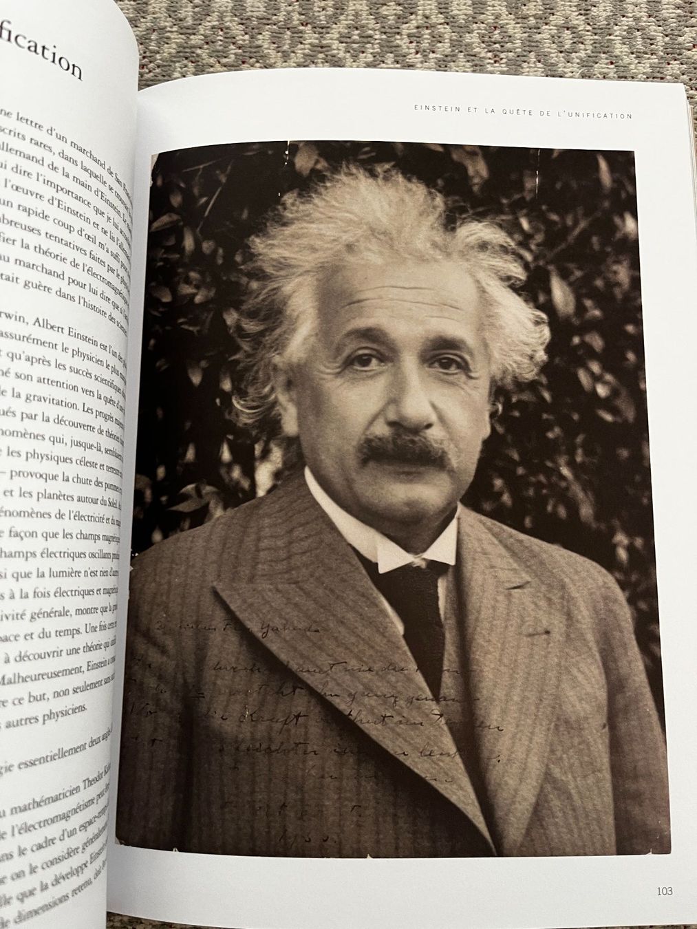Libri: Albert Einstein - Un siècle de relativité – Usato da Lausanne venduto da Kinga_Shopaholic 4