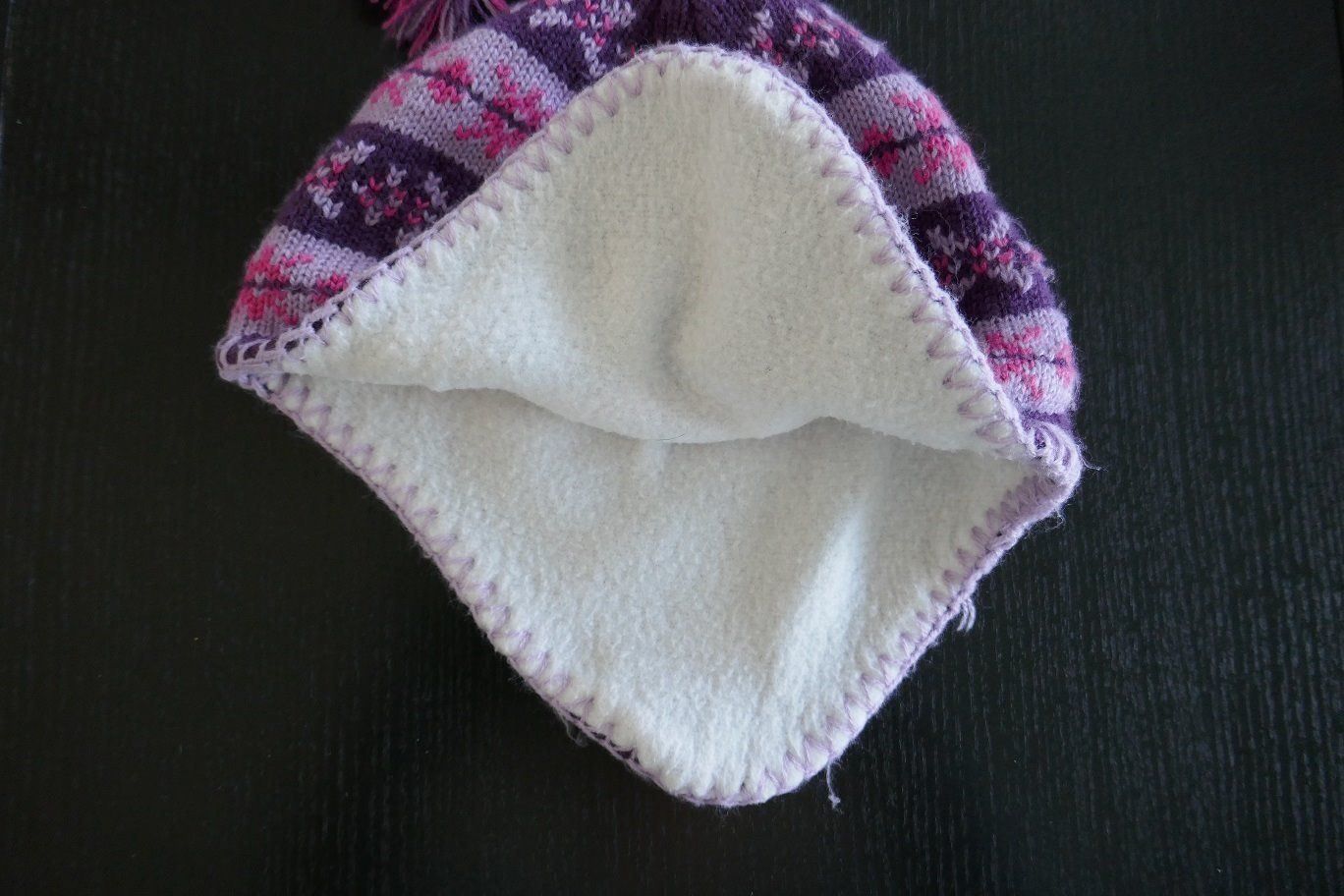 Altro abbigliamento per bambino: Schmucke violette Kappe / Mütze Kind – Usato da Horgen venduto da Feli39 1