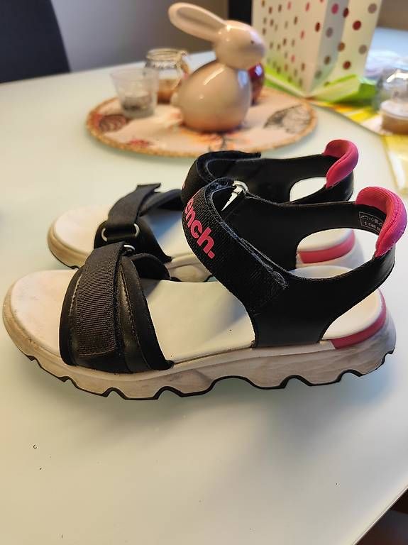 Scarpe per ragazze: Sandalen Gr. 35 – Usato da Windisch venduto da Dan.Win 1