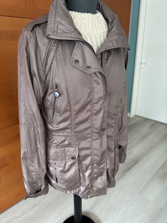 Lässige, sportliche Windjacke „Fuchs Schmitt“ Gr. 40