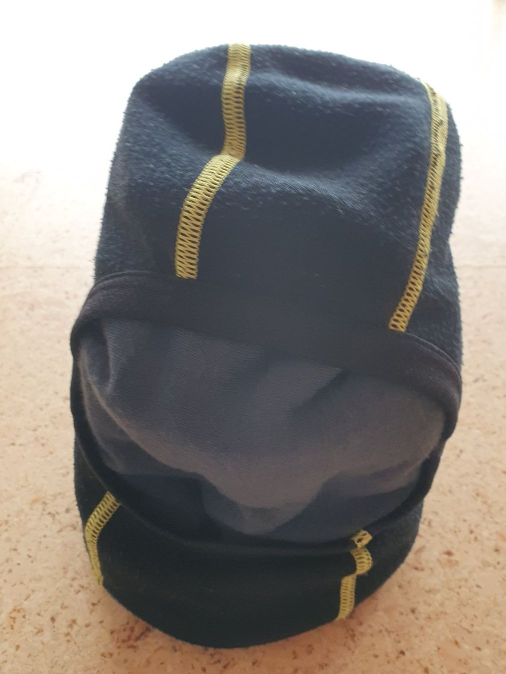 Autres vêtements & accessoires: Kind Sturmhaube – D'occasion à Oberegg par Roberto24 2