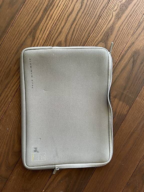 Notebook: Apple PowerBook 15" Tasche – Usato da Brugg AG venduto da FlowerStreet 1