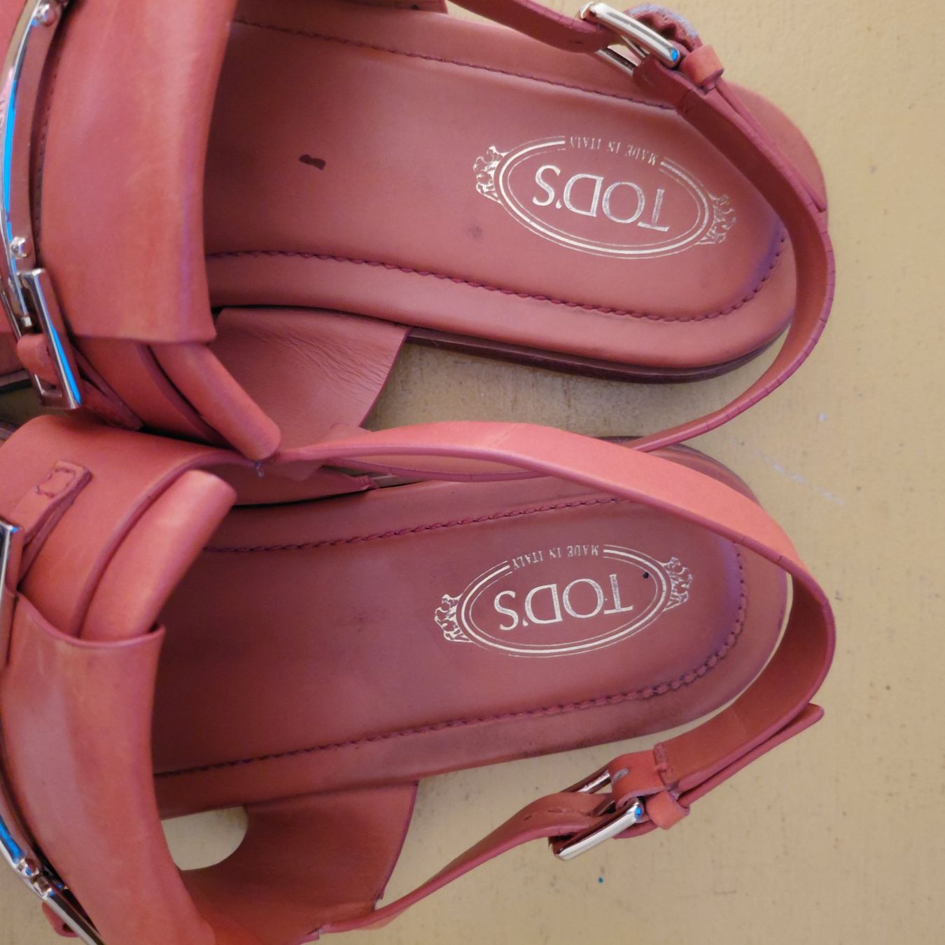 Tod'S Damenschuhe: TOD'S  Sandalen – Gebraucht aus Ossingen von Schaffhausen333 4