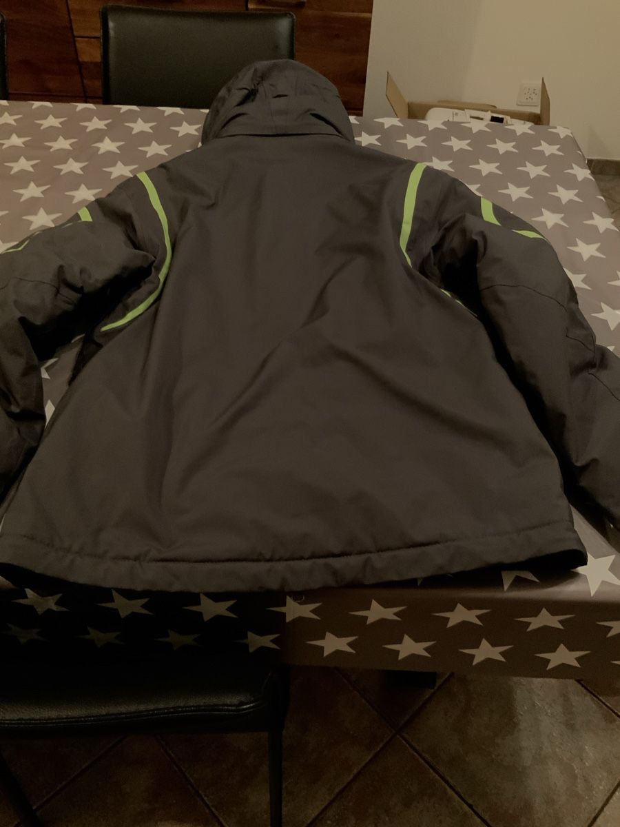Jacken: Jacke – Gebraucht aus Basel von annapepe 9