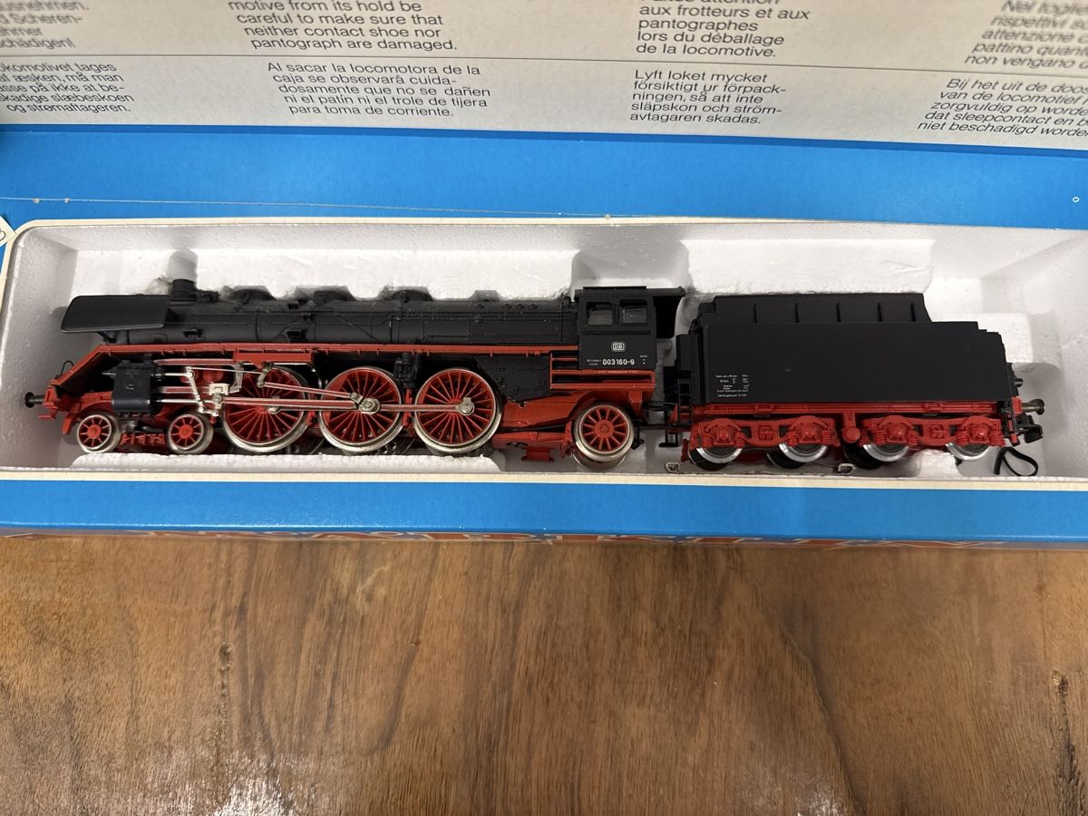 Märklin Modellini di ferrovie: Märklin Dampflokomotive 3085 DB – Usato da Berikon venduto da TopLok