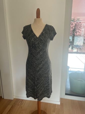 Sommerkleid von Tom Tailor Grösse XS-S / 34-36