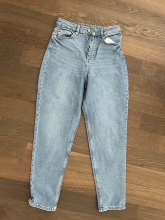 H&M divided jeans light blue size 38