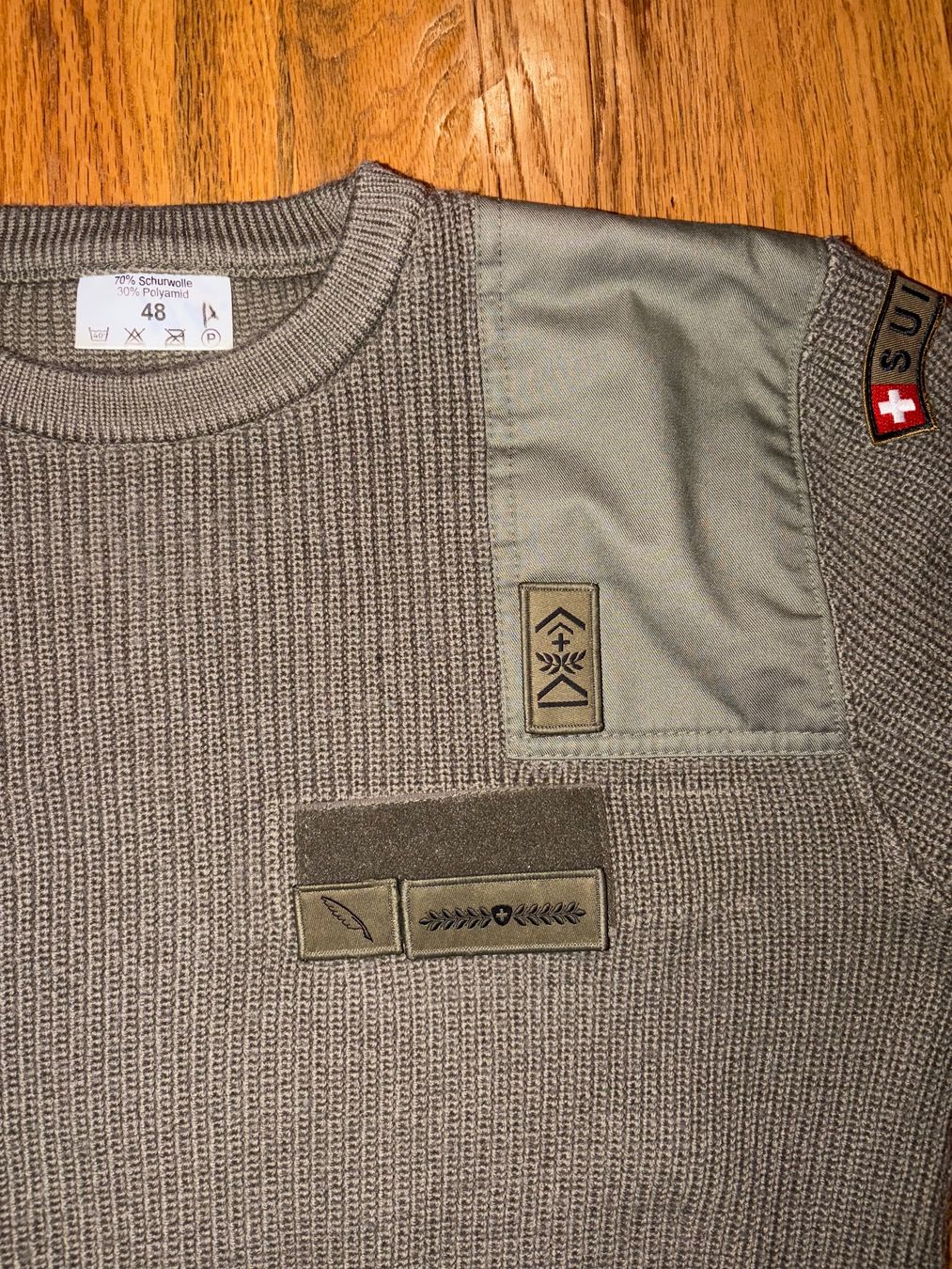 Pulls & Sweat-shirts: 1/2 Schweizer Instruktor Pullover Grösse 48 – D'occasion à Opfikon par oza_cc6l 1