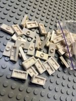 Lego 21x Fliesen mit Knopf (15573)