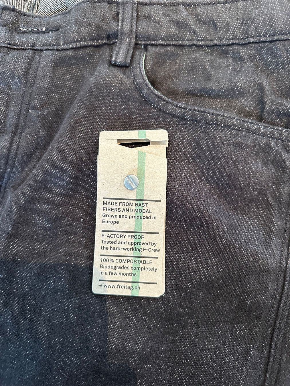 Freitag Pantaloni: Freitag Workwear Jeans 81%Leinen/19%Hanf – Usato da Basel venduto da olo..ir 7