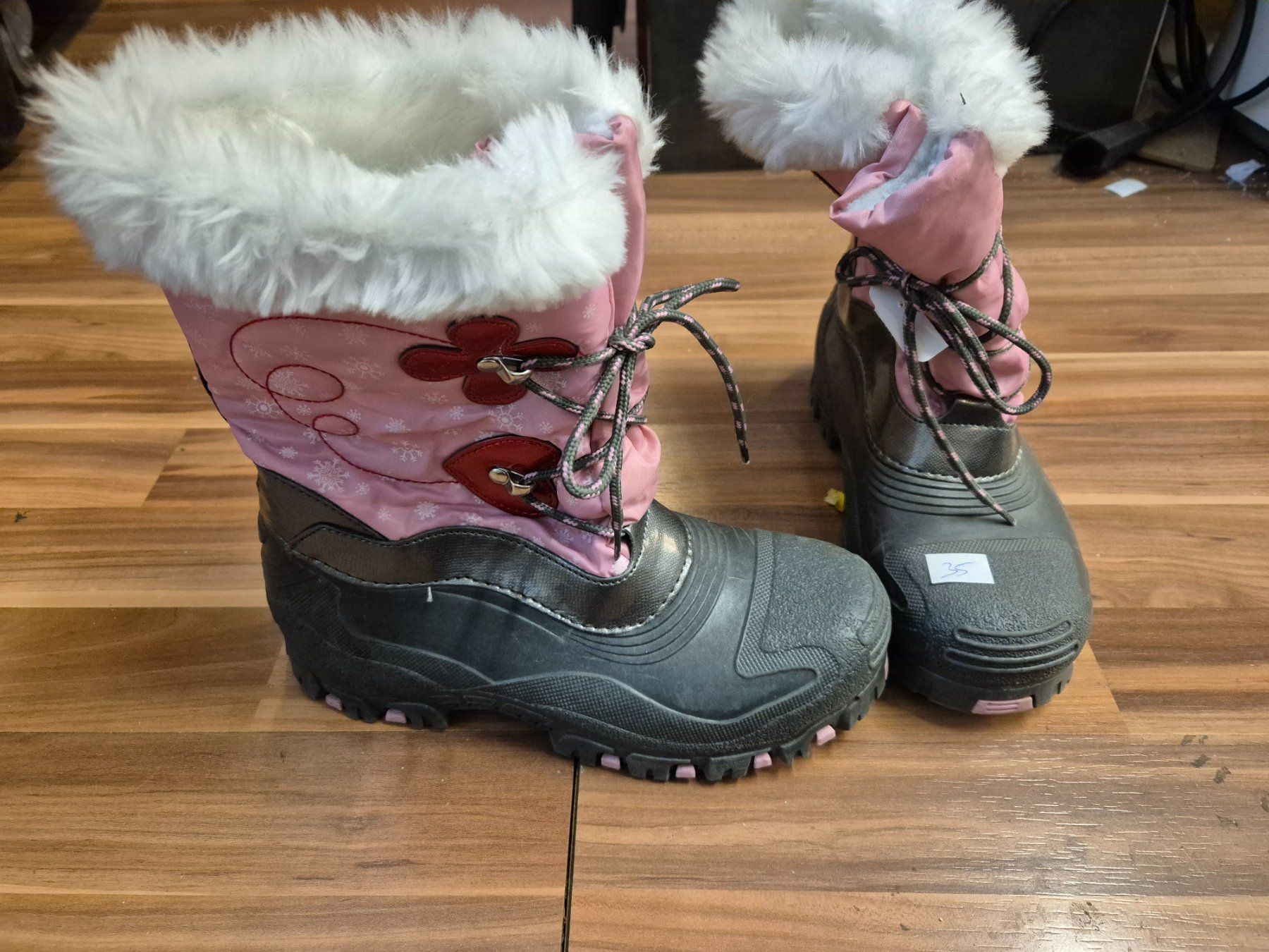 Schuhe für Mädchen: Winterschuhe gr 35 pink/schwarz K46 – Gebraucht aus Schwarzenburg von Flamingo07