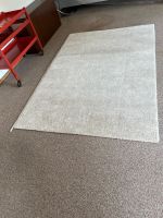 Heller Teppich, Kurzflor, Top Zustand, 140x200 cm!