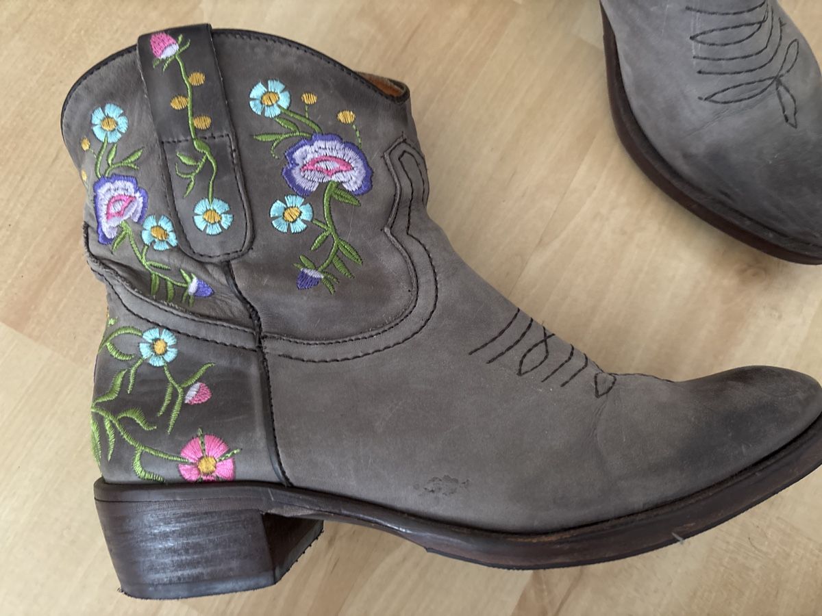 Damenschuhe: Regent Stiefeletten Gr.38 mit Blumenmuster, Top! – Gebraucht aus langenthal von rundholz7 4