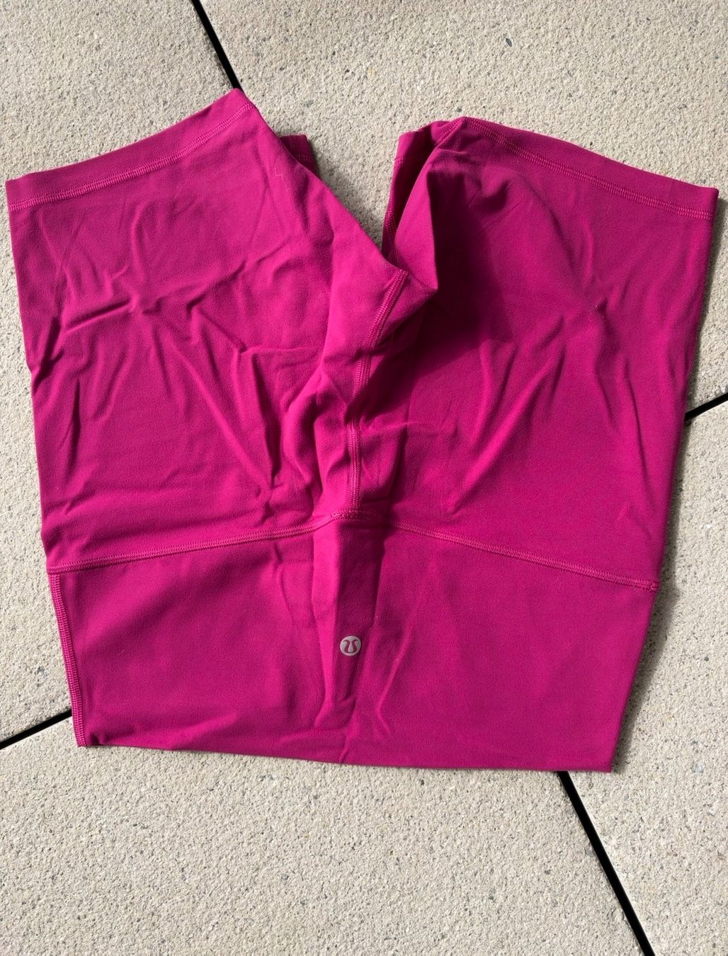 Lululemon Leggings: Short Lululemon – Gebraucht aus Nyon von noi_tf8q 2