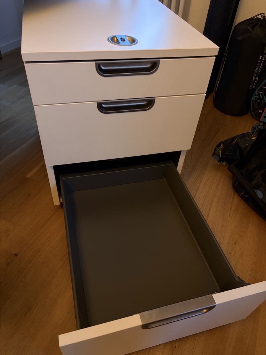 Ikea Banconi: IKEA Galant Rollcontainer weiss guter Zustand – Usato da Zumikon venduto da fbi10 3
