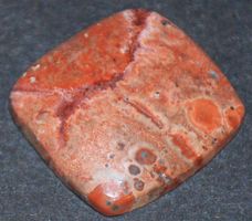 Cabochon L-8256 – Versteinertes Holz 21x20mm