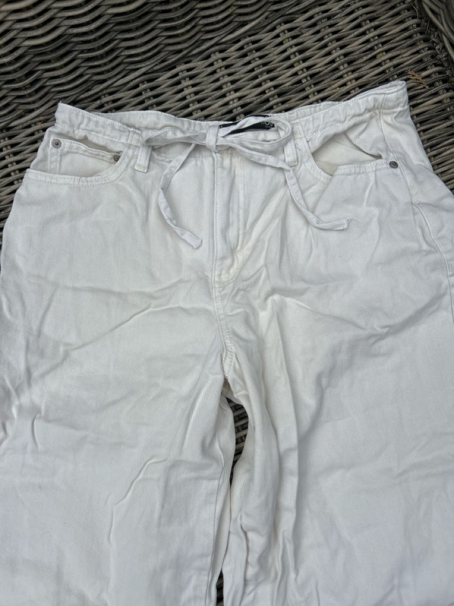Pantaloni: AMISU Hose Weiss Grösse 38 – Usato da Kirchdorf BE venduto da Stella130 1