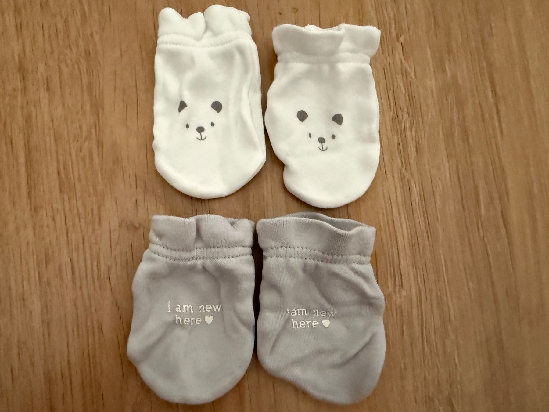 Kinderhandschuhe: Baby Fäustlinge/Handschuhe 2er Set – Gebraucht aus Dottikon von dcwidmer