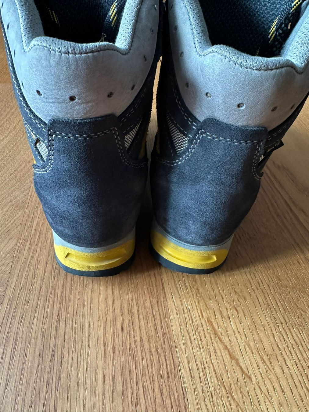 Meindl Chaussures femmes: Meindl Wanderschuhe Grösse 38.5 – D'occasion à Burgdorf par interstellar2 3