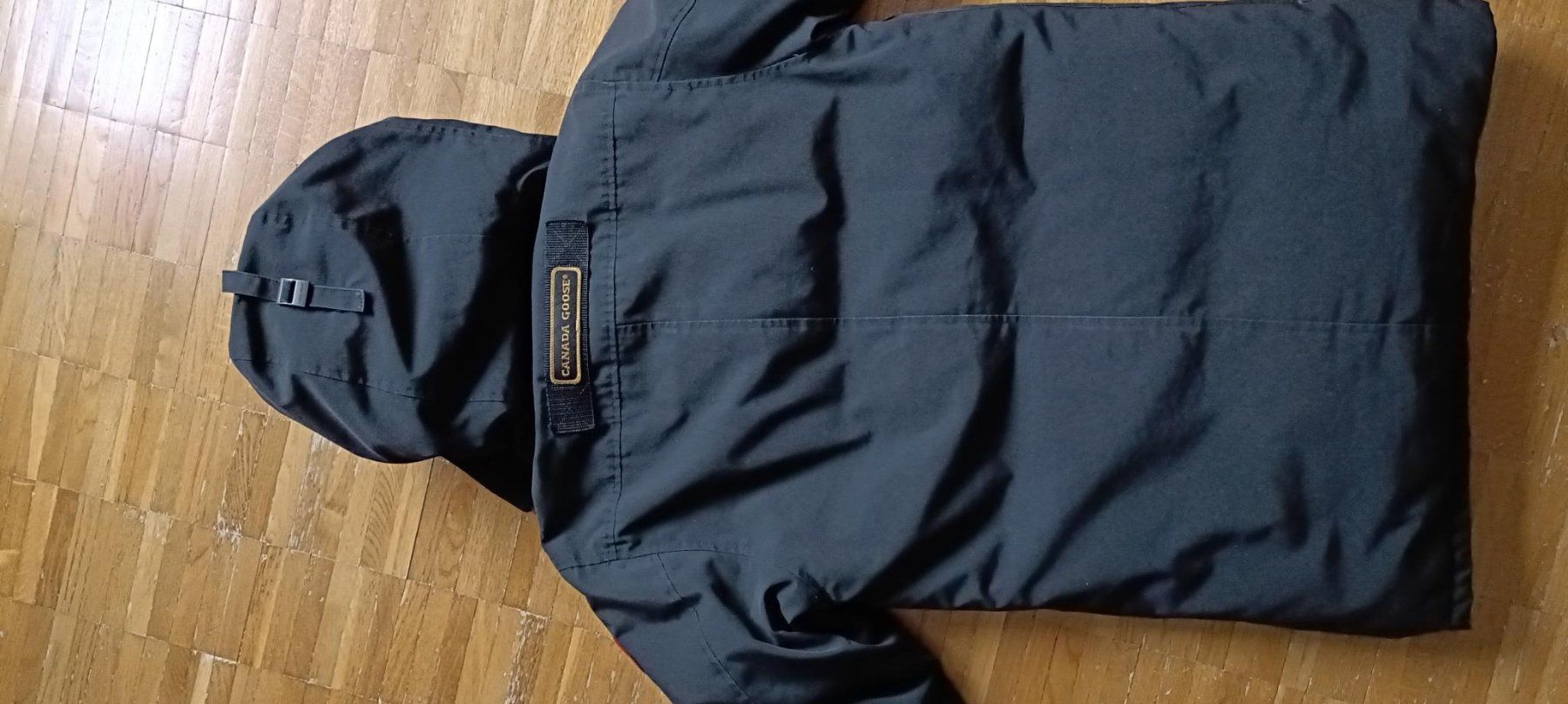 Canada Goose Giacche: Canada Goose Jacket – Usato da Gland venduto da dlmw 6