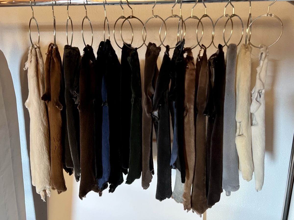 Kit bricolage: Pelz / Fell / Fur – Nuovo (secondo la descrizione) da Endingen venduto da VanBerkel