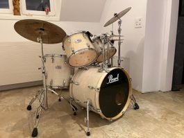 Schlagzeug - Akustik Drumset PEARL Export EXR 20” white spar