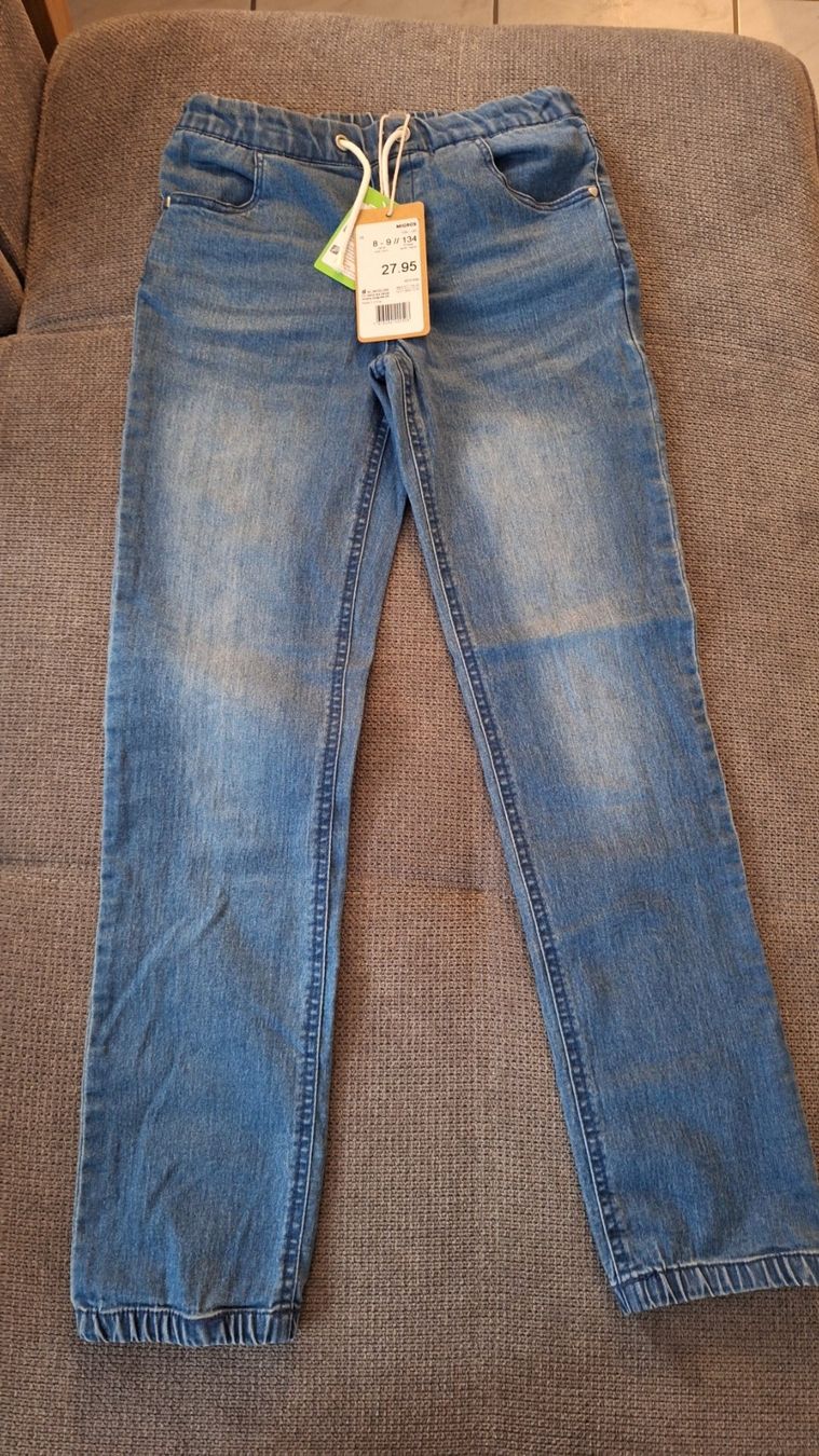 Hosen: Neue Mädchen Jeans Gr. 134 – Neu und originalverpackt aus Biberist von rospel