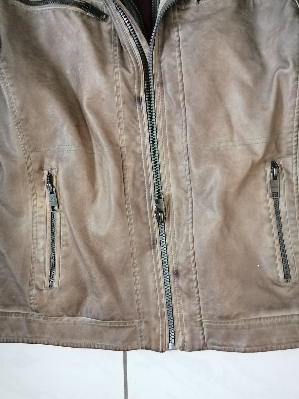 Giacche: Angelo Litrico Lederjacke Grösse L mit Kapuze – Usato da Honau venduto da holunder3 3
