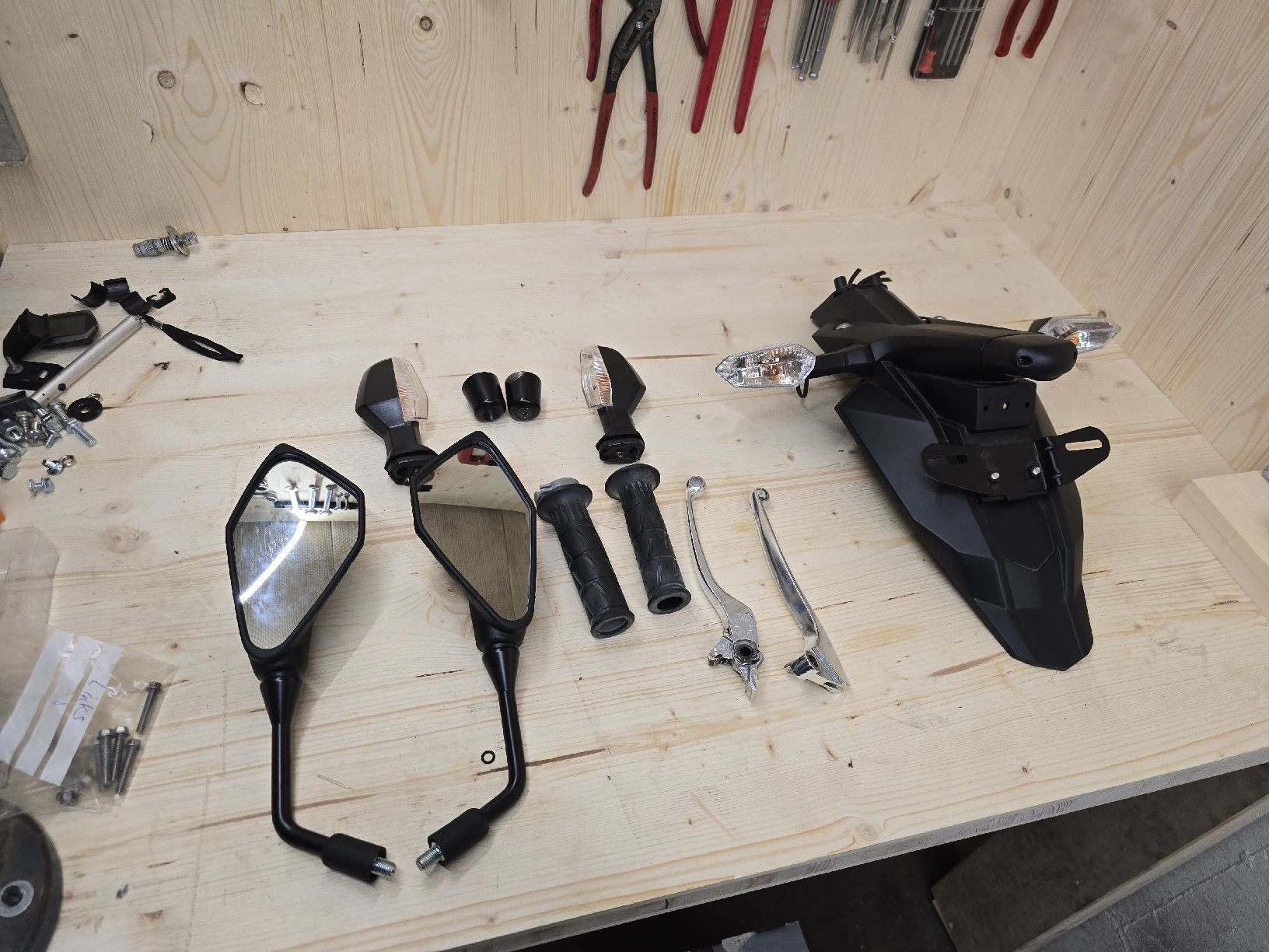 Kawasaki Strada: Kawasaki z800 teile – Usato da Adliswil venduto da Suma8784 5
