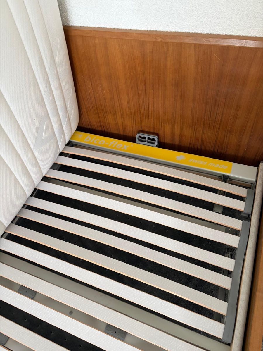 Lits: Einzelbett mit Bico-Flex Lattenrost – Neuf (Voir description) à Wädenswil par tim_zdl8 1