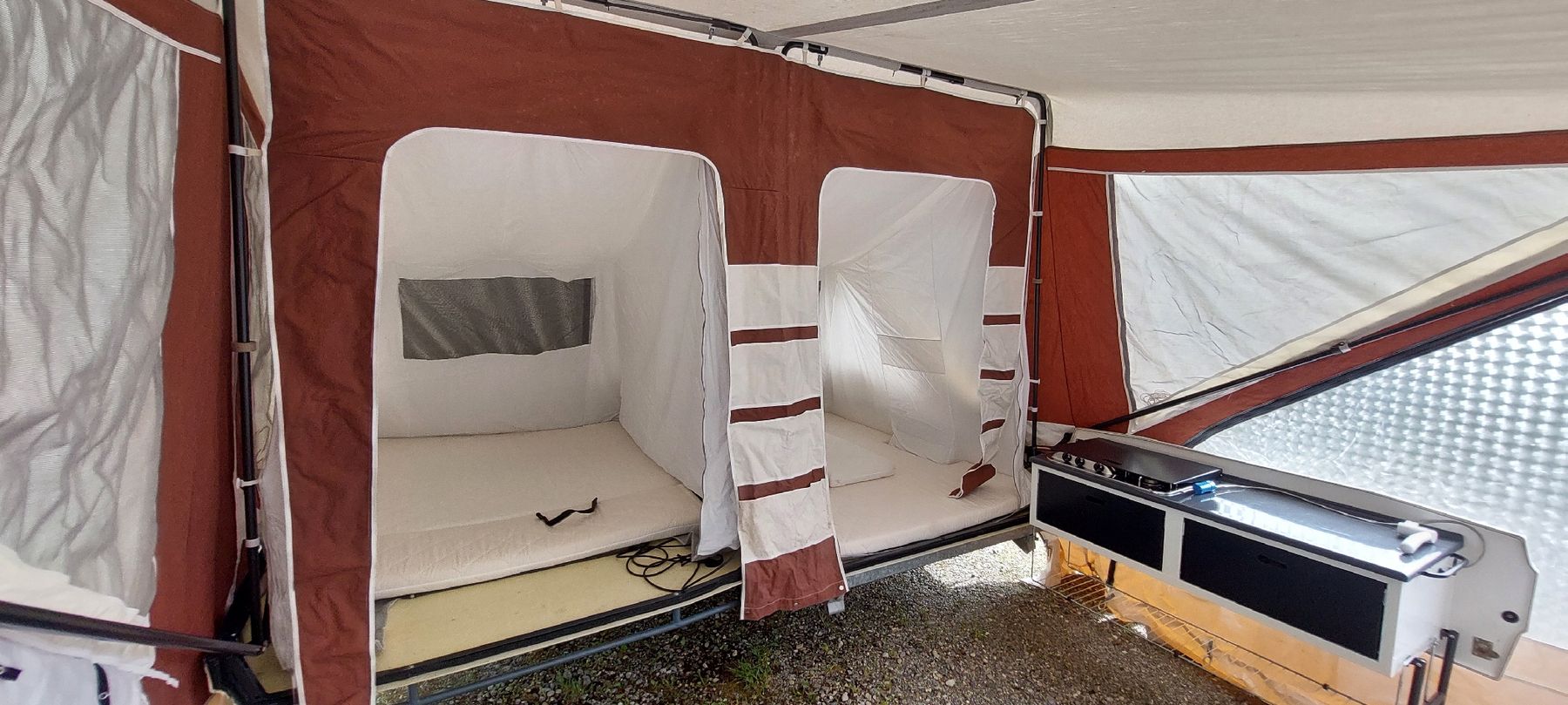 Veicoli da campeggio: Zeltklappanhänger Camp-Let Savanne – Usato da Uerkheim venduto da Sternschuppe 4